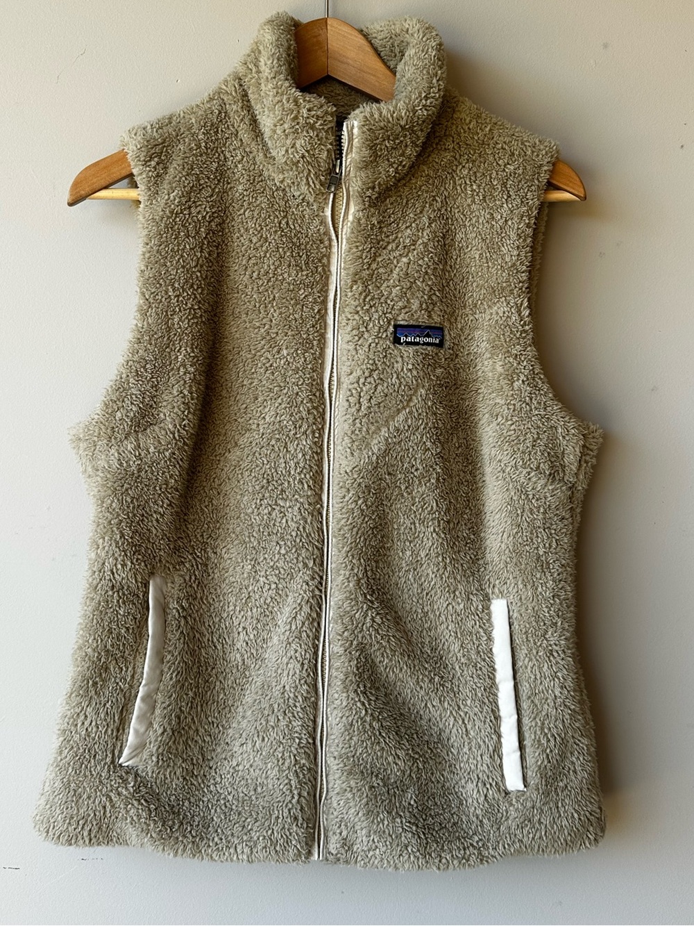 Patagonia Los Gatos Fleece Vest (Style #25216). Large.